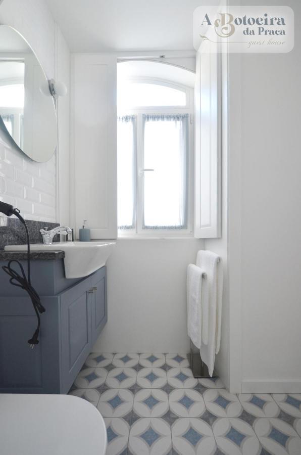 A Botoeira Da Praca Guest House Виана-ду-Каштелу Экстерьер фото